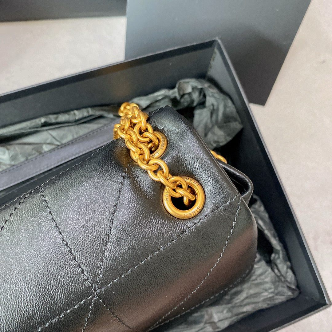 Schwarze Tasche
