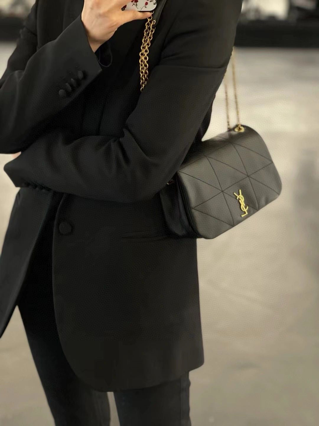 Schwarze Tasche