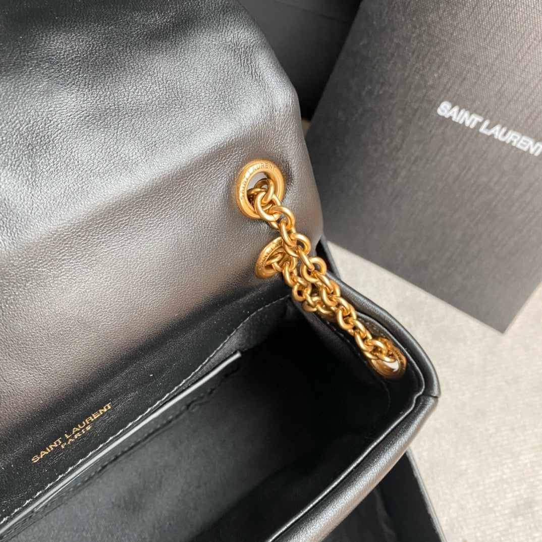 Schwarze Tasche