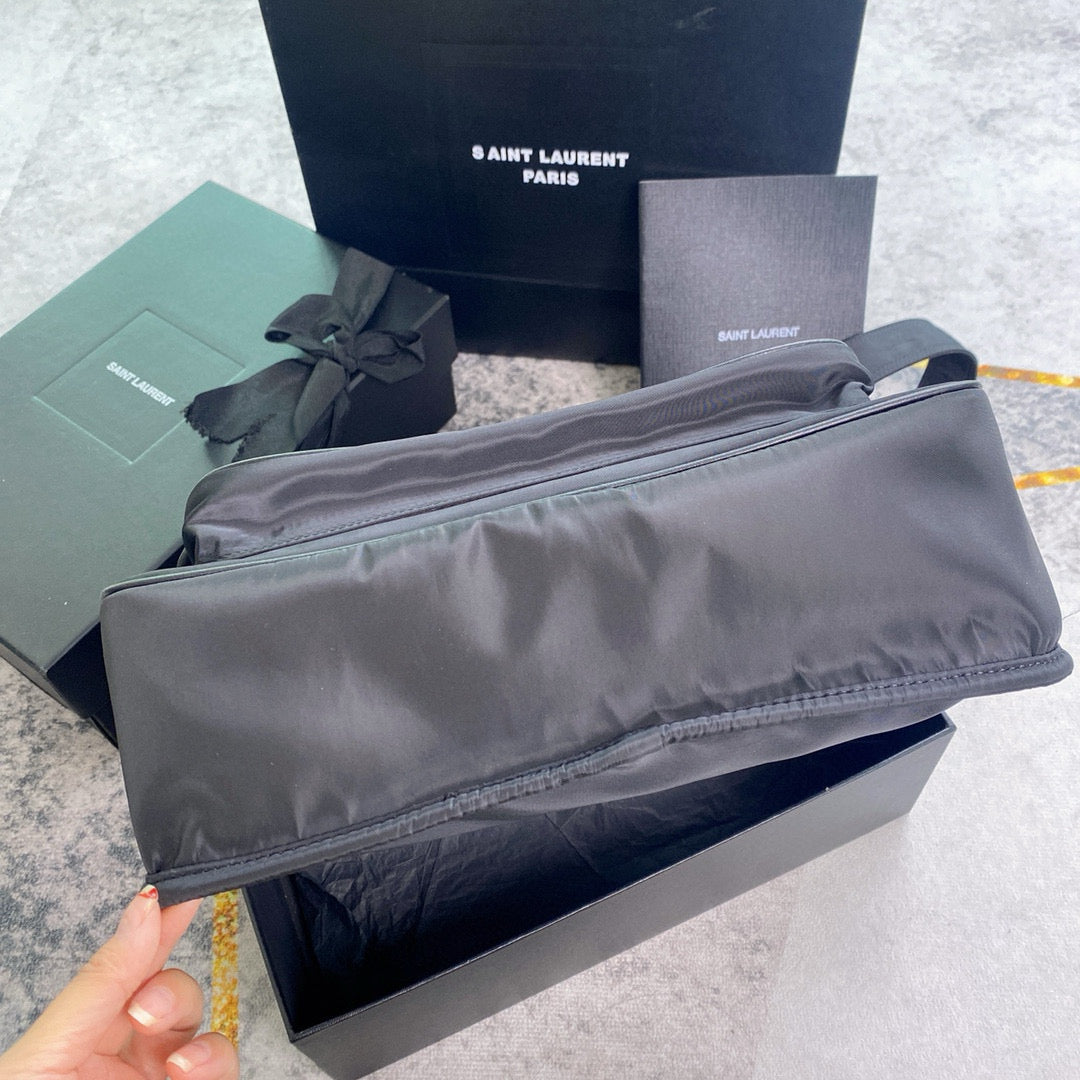 Bolso negro