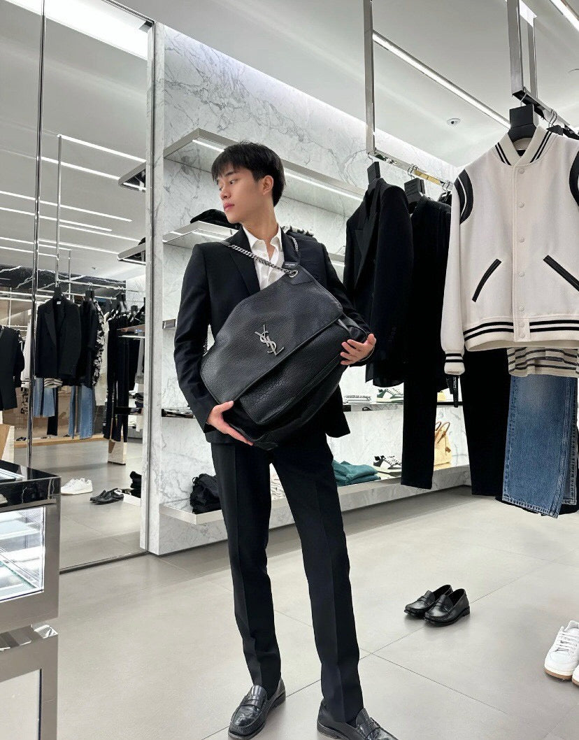 Black Bag - FashionHype.xyz