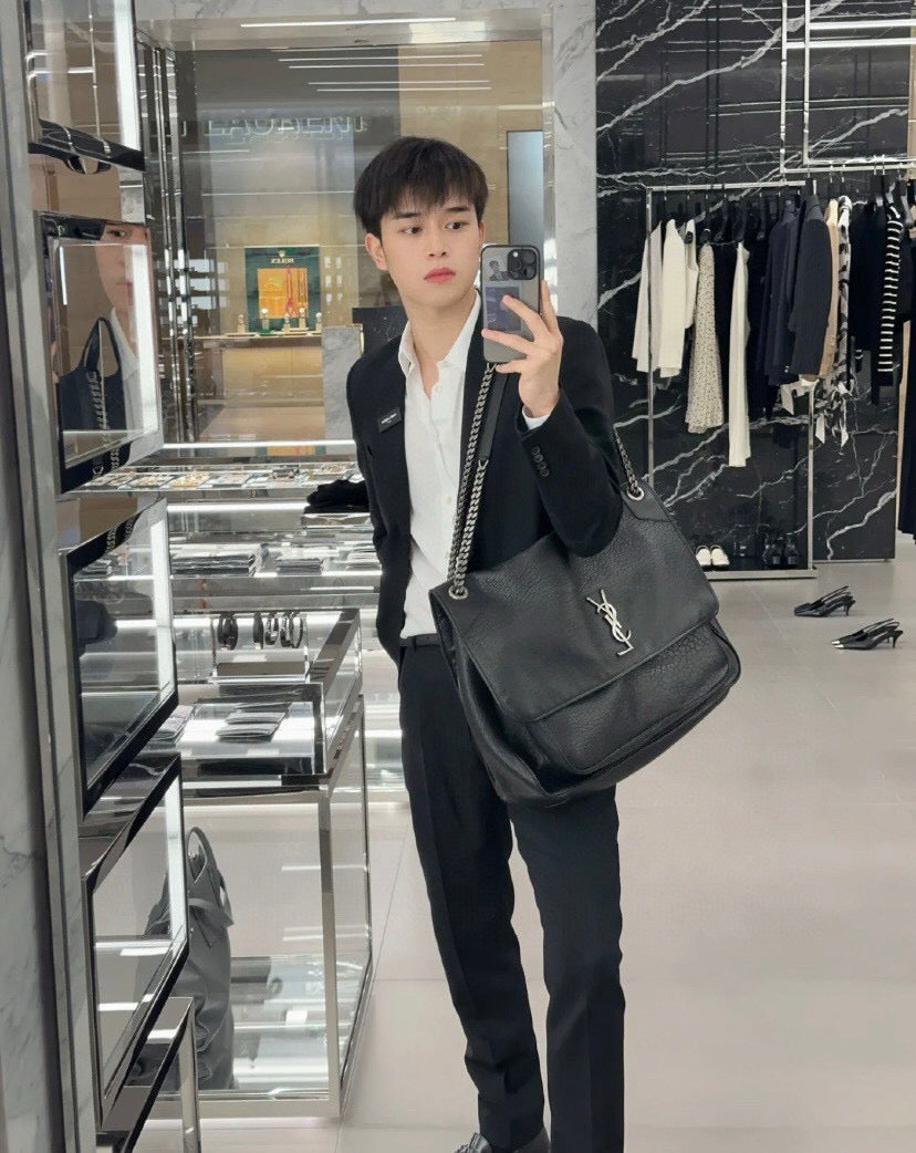 Black Bag - FashionHype.xyz