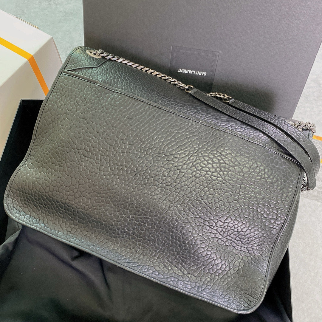 Black Bag - FashionHype.xyz