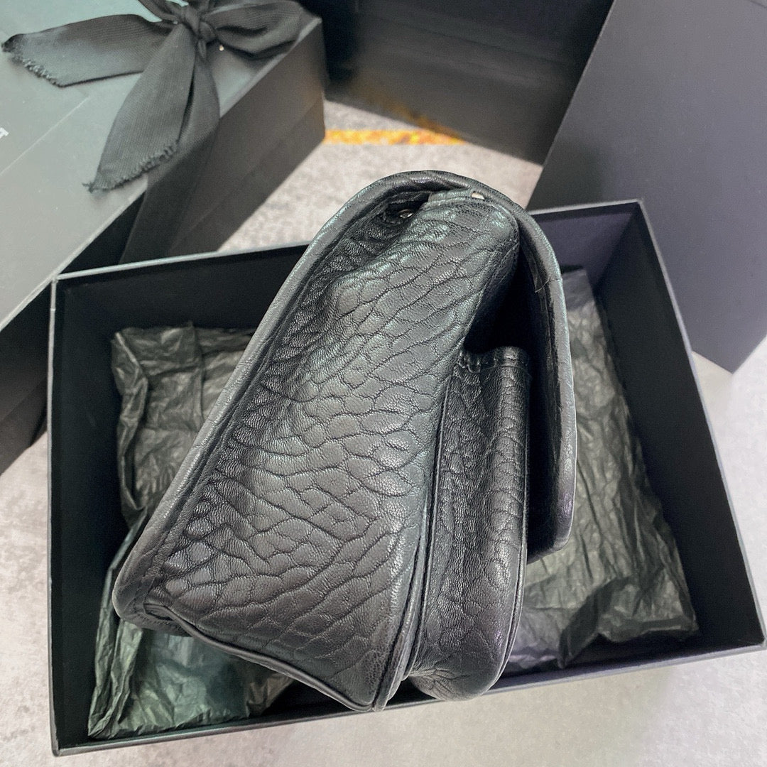 Schwarze Tasche