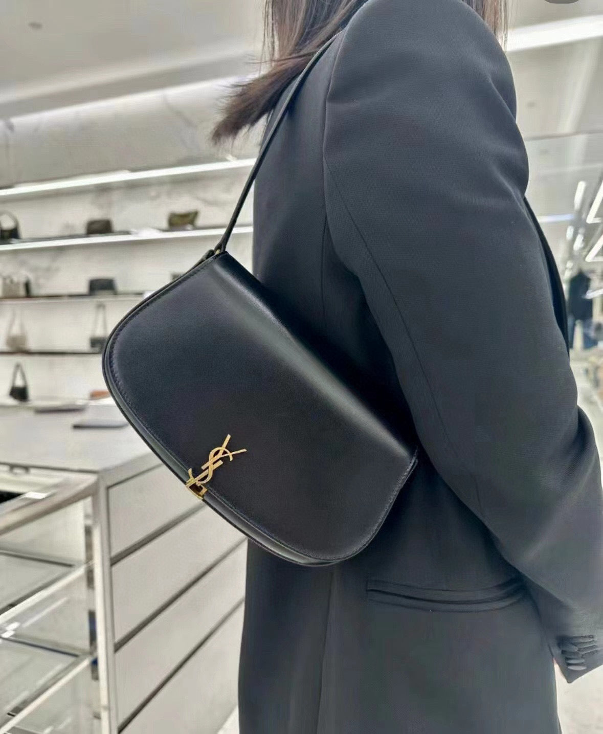 Black Bag - FashionHype.xyz