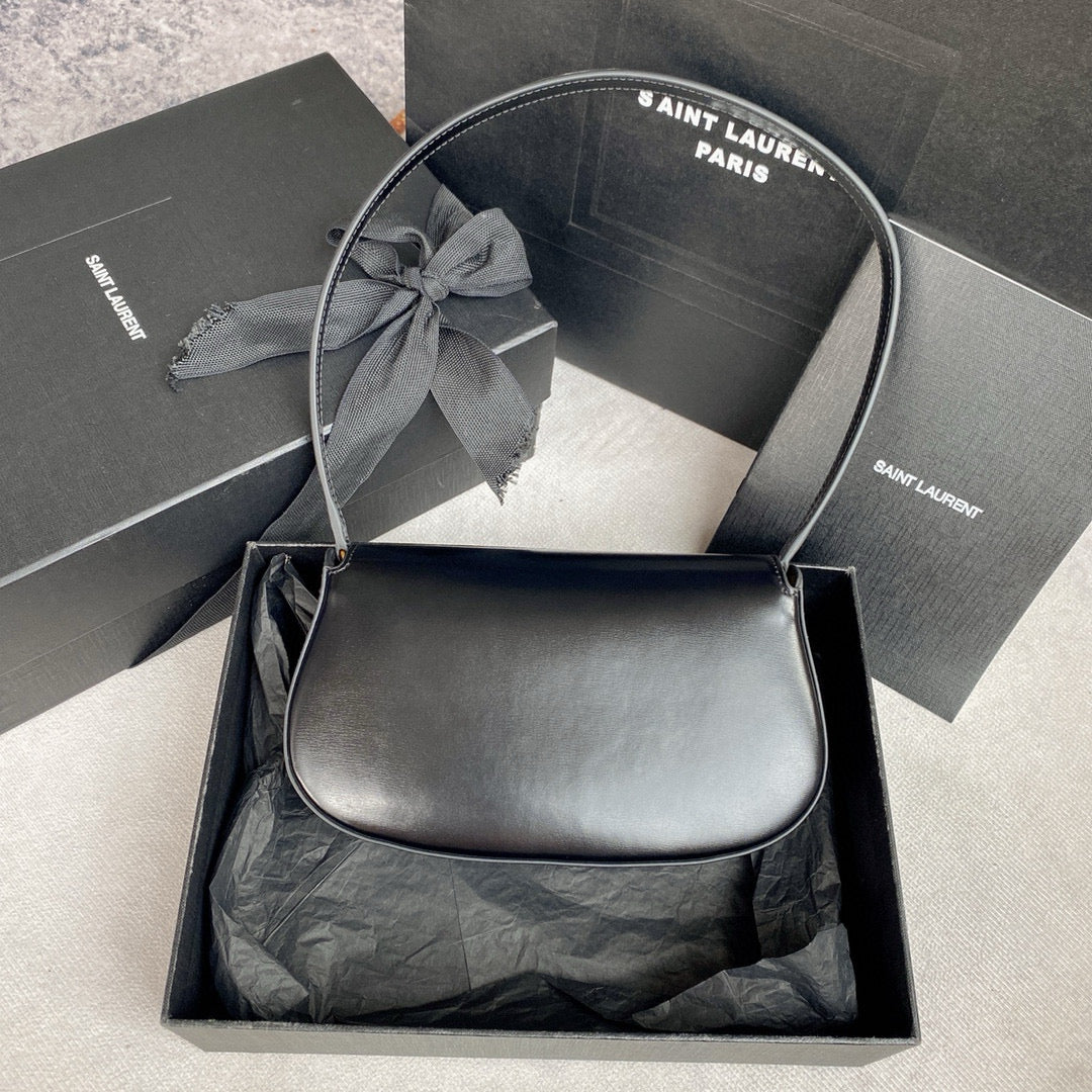 Black Bag - FashionHype.xyz