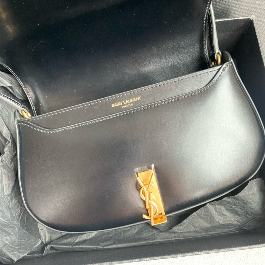 Black Bag - FashionHype.xyz