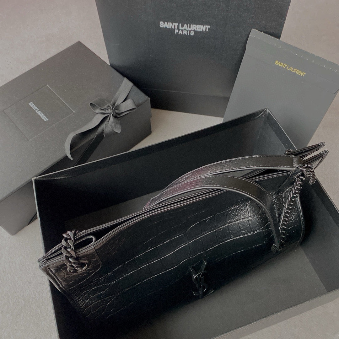 Schwarze Tasche