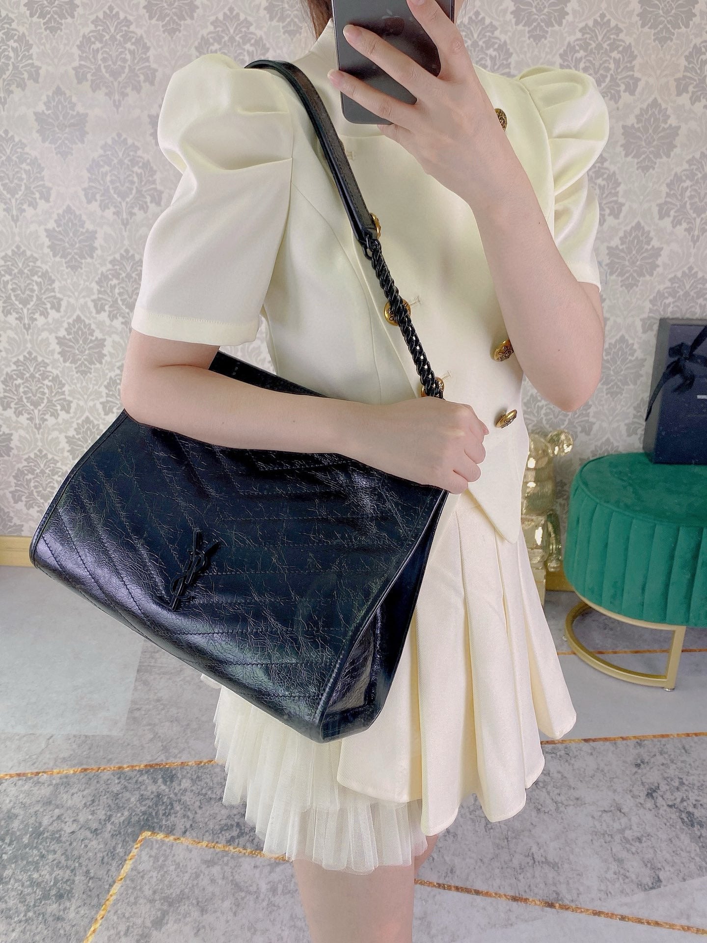 Schwarze Tasche
