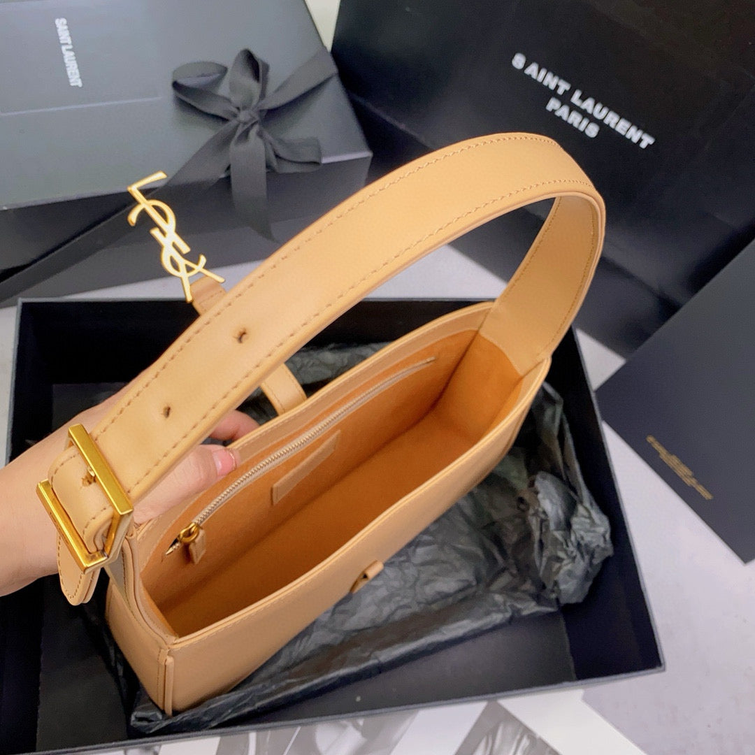 Braune und hellorange Tasche