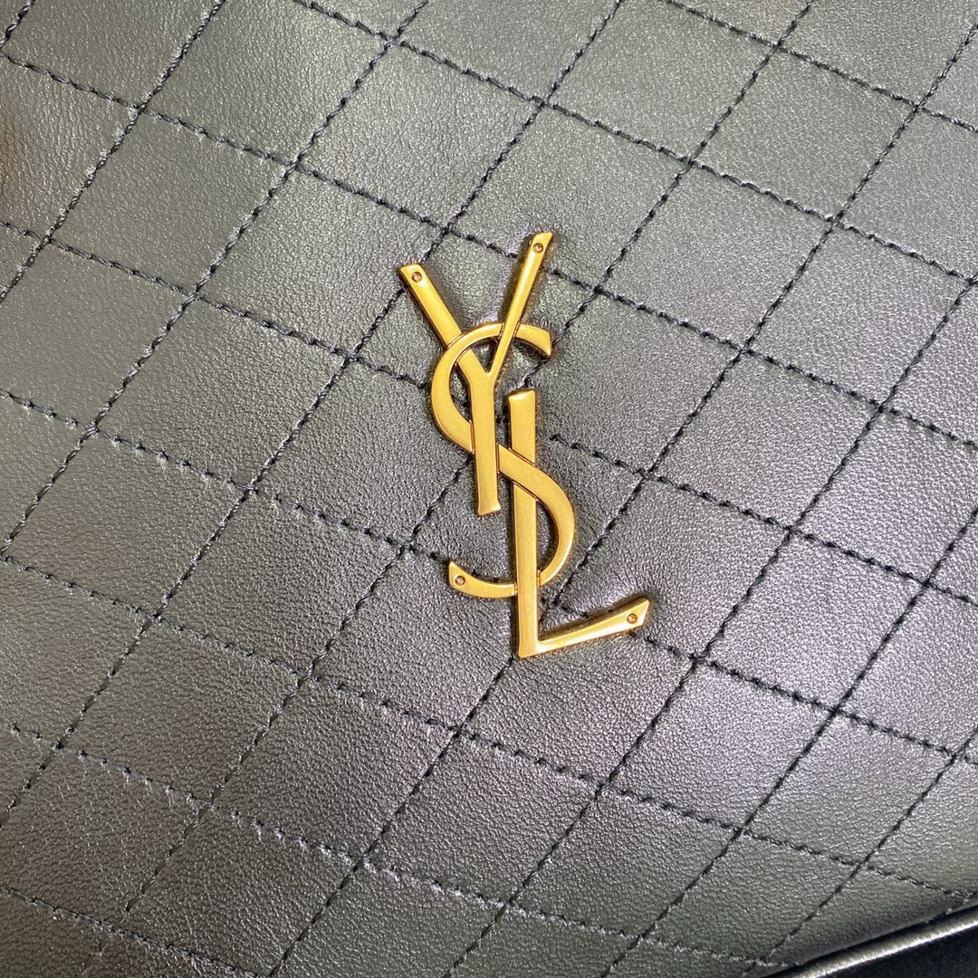 Schwarze Tasche