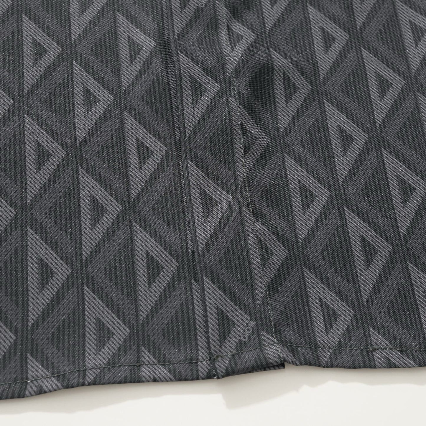 قميص أسود - مقاس 41