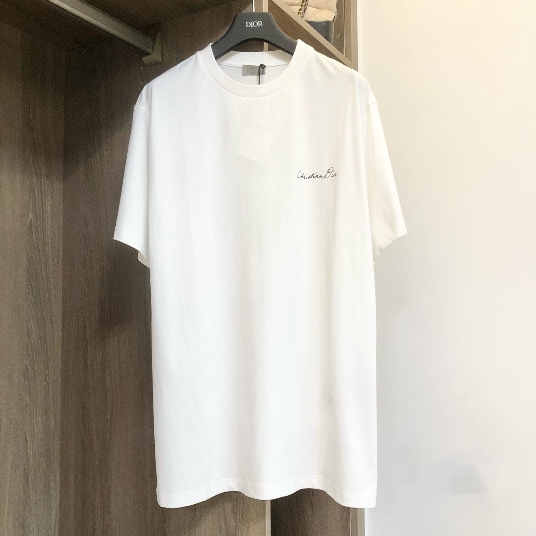 White and Black T-shirt - FashionHype.xyz