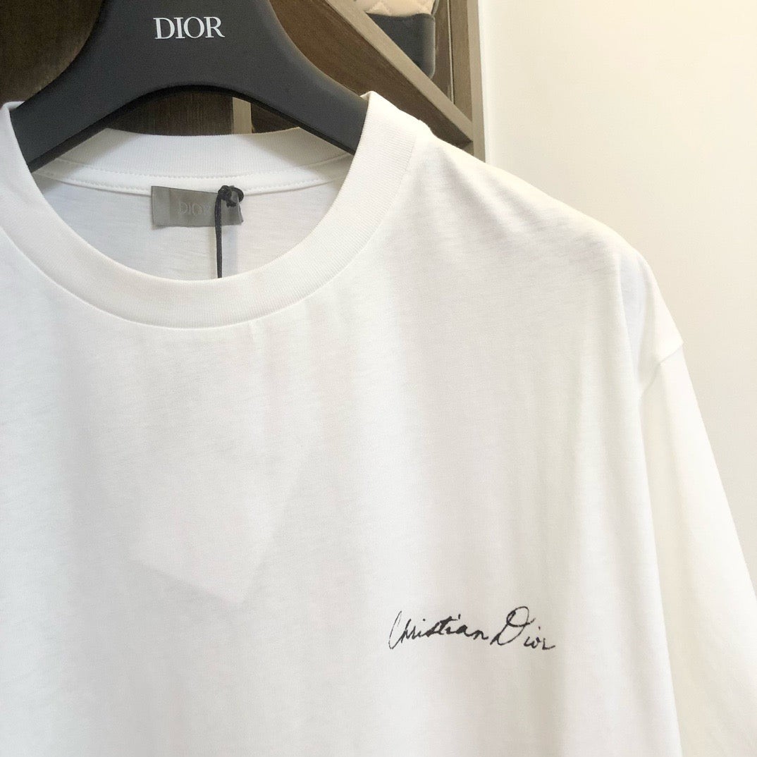 White and Black T-shirt - FashionHype.xyz