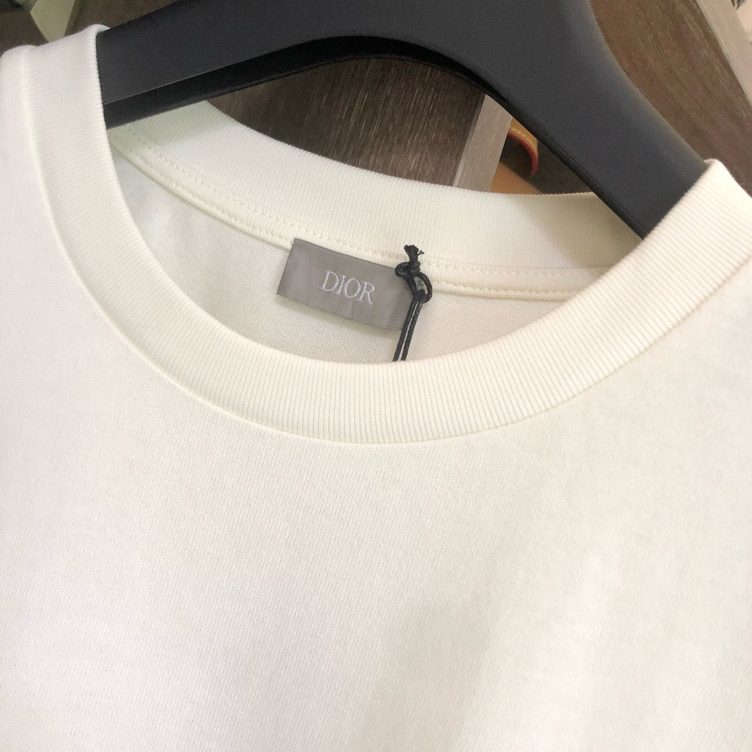 White and Green T-shirt - FashionHype.xyz
