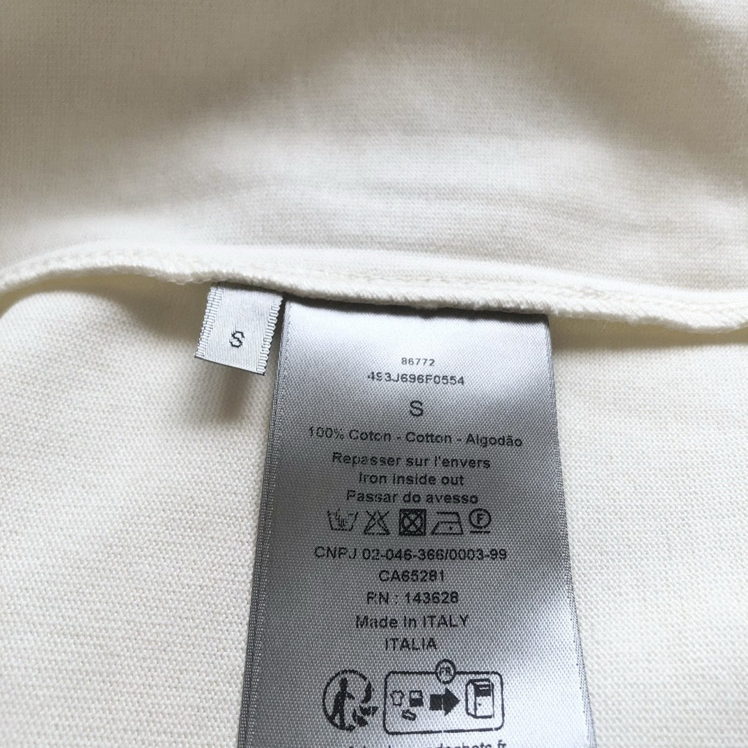 White and Green T-shirt - FashionHype.xyz