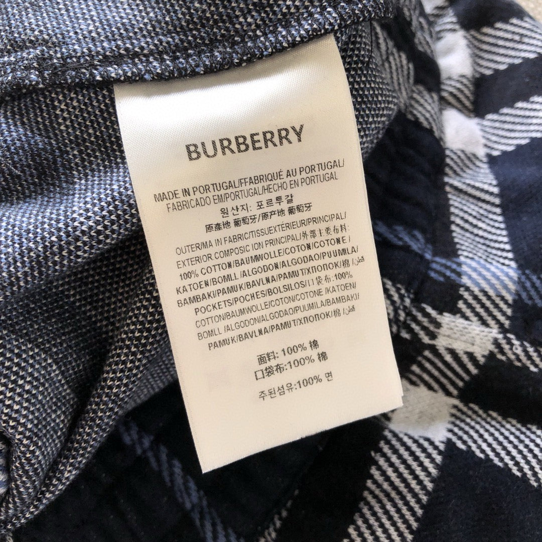 Mehrfarbige Shorts