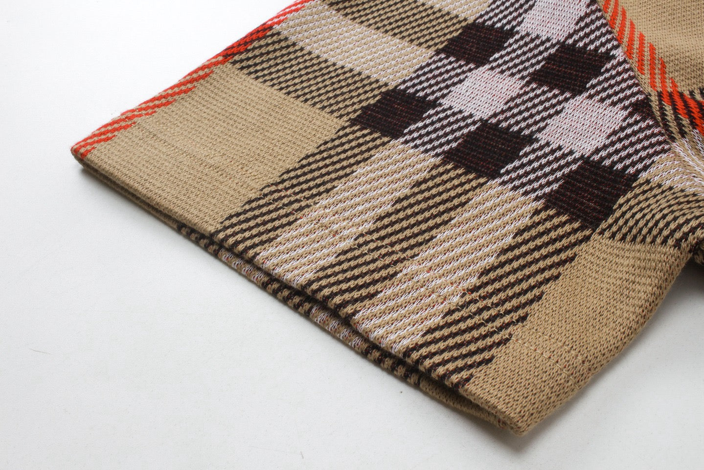 Mehrfarbiges T-Shirt