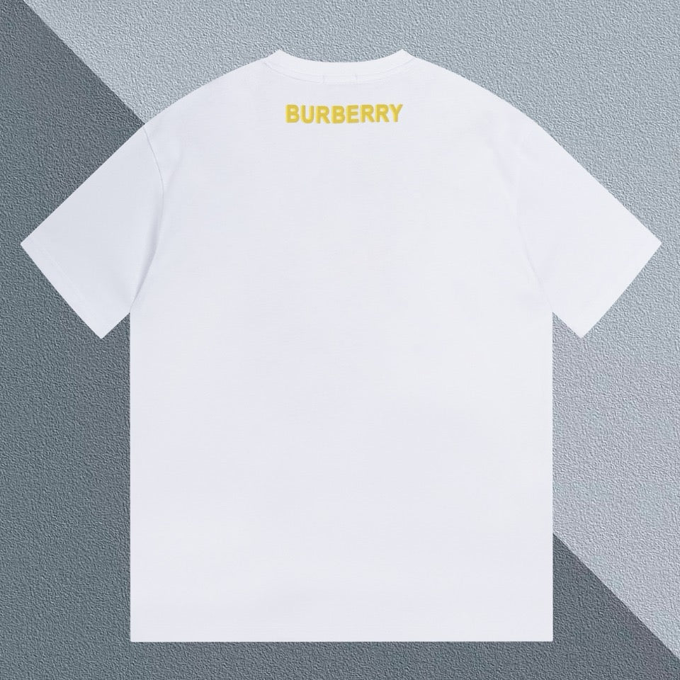 Schwarz-weißes T-Shirt