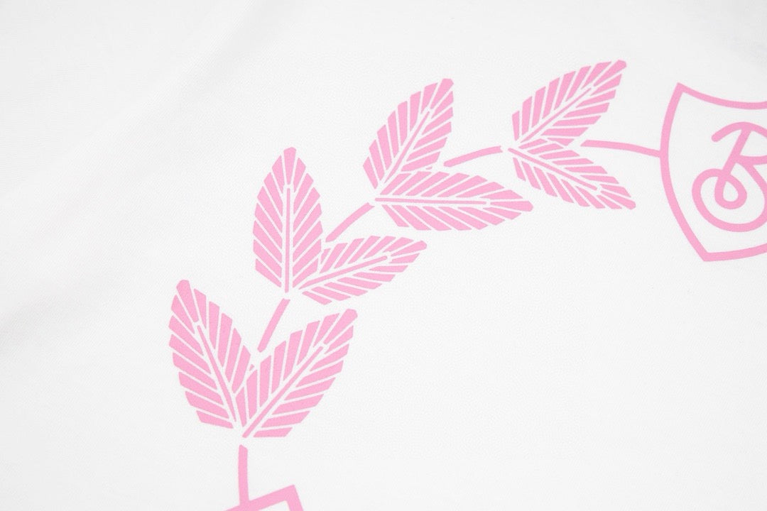 Schwarz-weißes T-Shirt