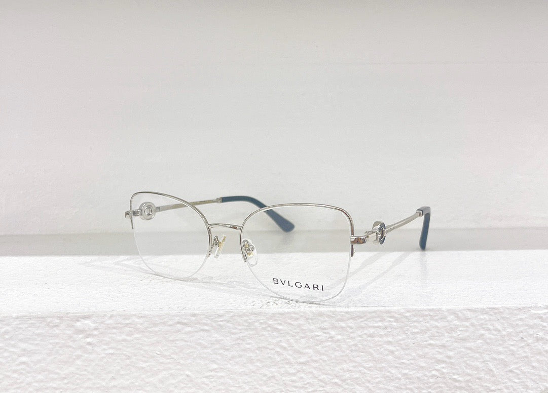 Braune, rosa, schwarze und weiße Sonnenbrille