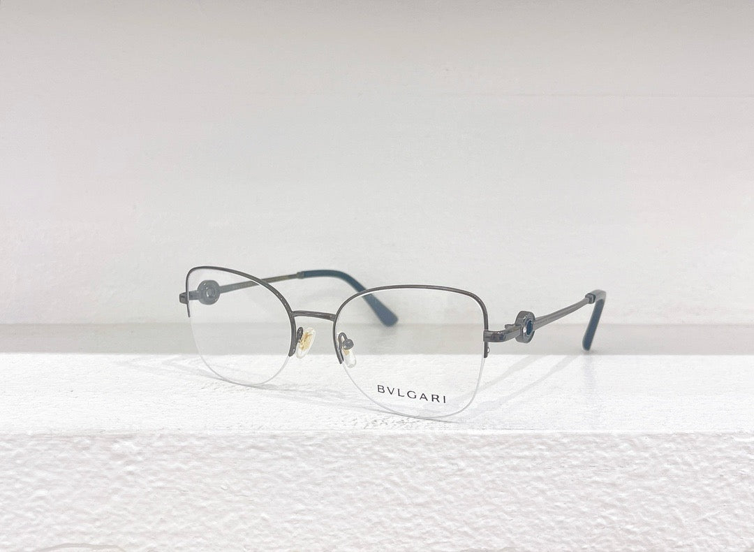 Braune, rosa, schwarze und weiße Sonnenbrille