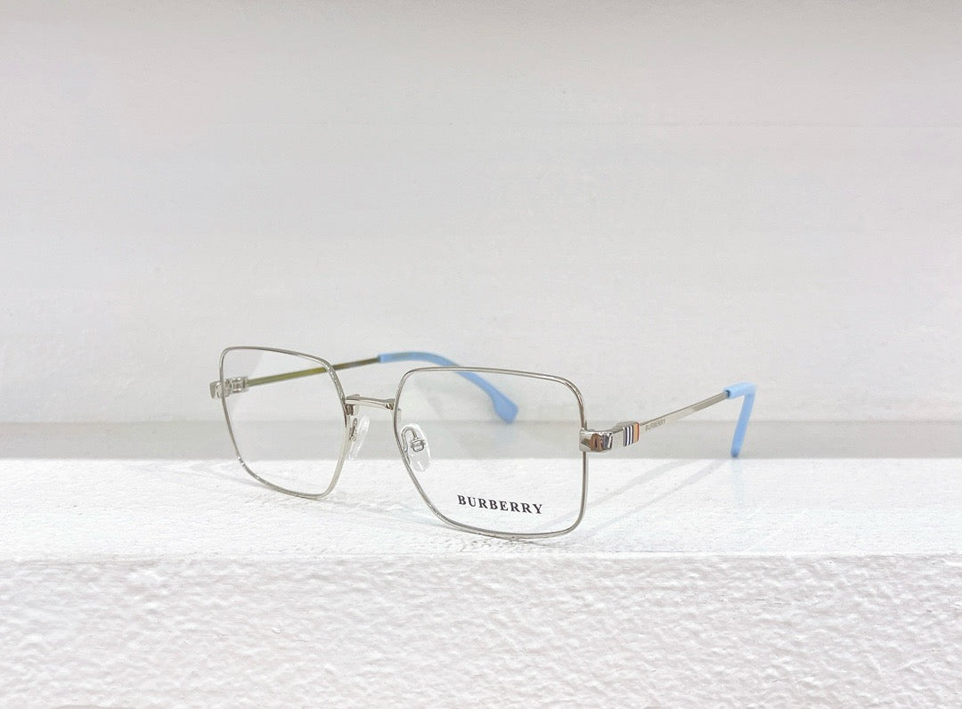 Sonnenbrille in Schwarz, Himmelblau und Khaki