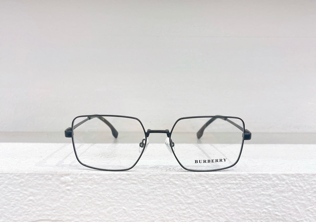 Sonnenbrille in Schwarz, Himmelblau und Khaki