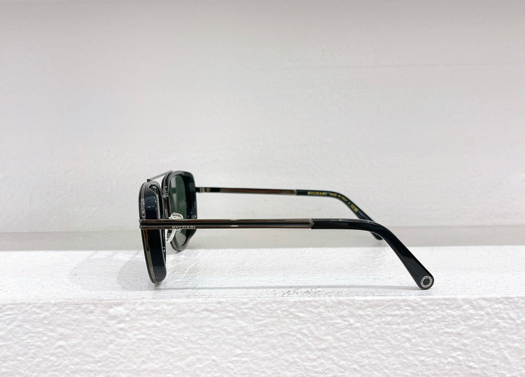Rosa, braune und schwarze Sonnenbrille