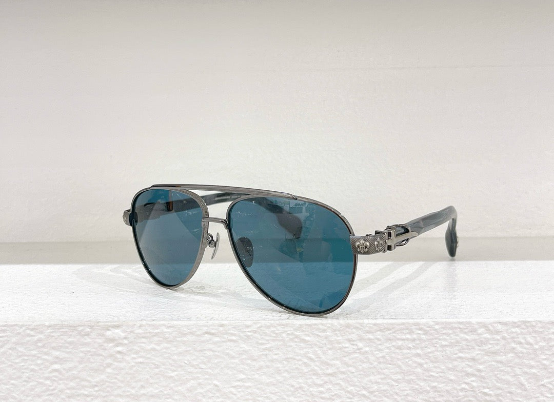 Schwarze, braune und blaue Sonnenbrille