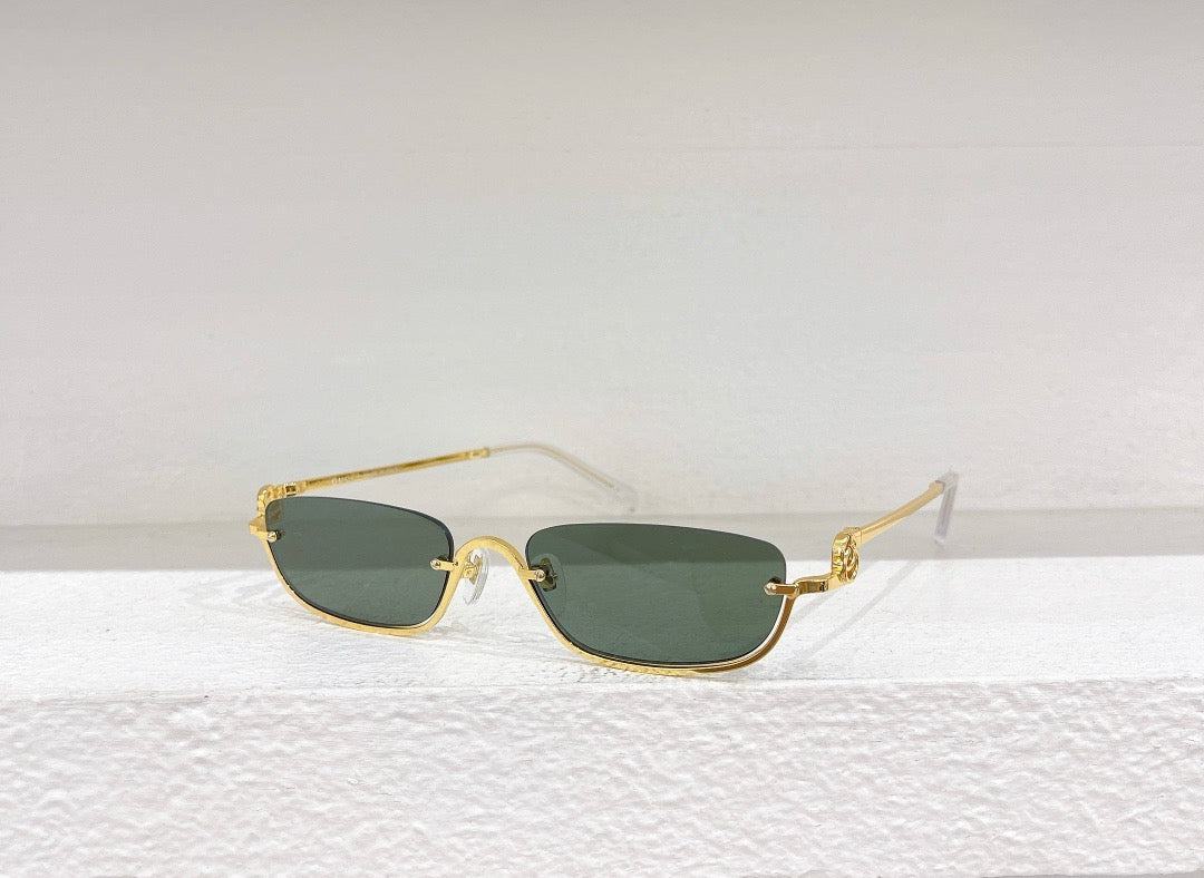 Mehrfarbige Sonnenbrille