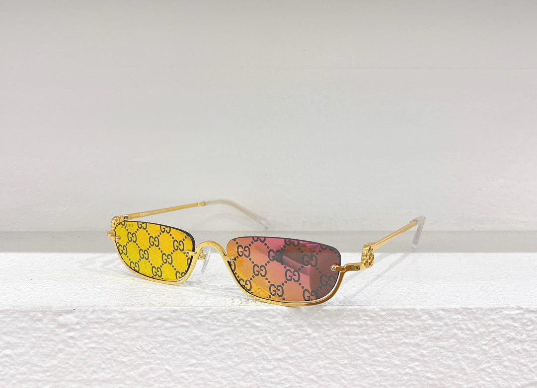 Mehrfarbige Sonnenbrille
