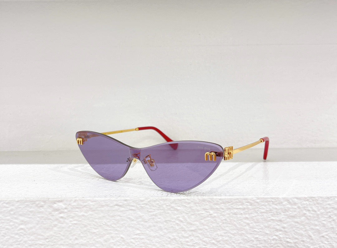 Braune, blaue und schwarze Sonnenbrille