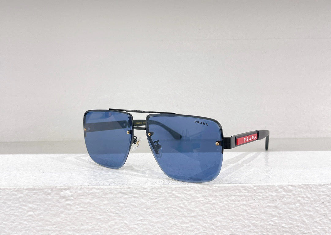 Schwarze, braune und blaue Sonnenbrille