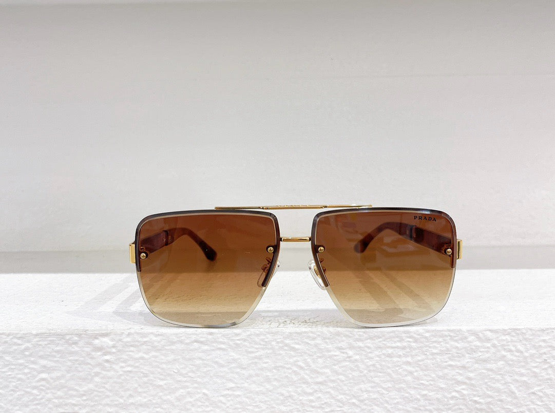 Schwarze, braune und blaue Sonnenbrille