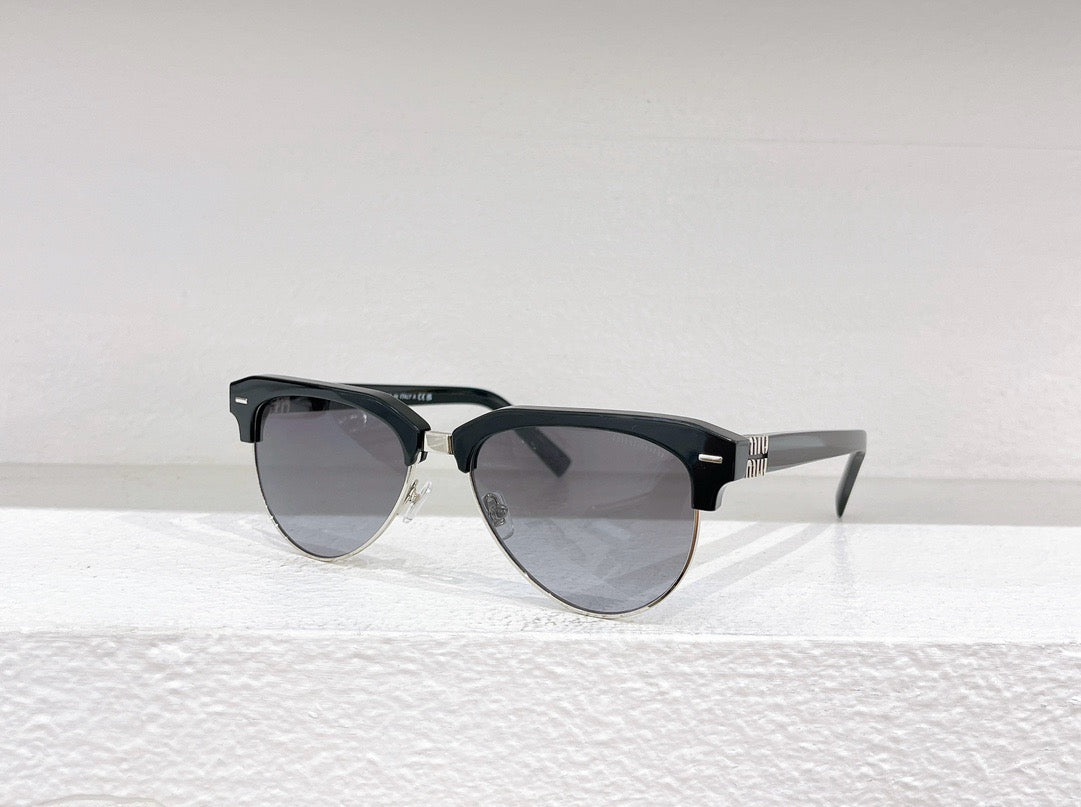 Brown and Black Sunglass - FashionHype.xyz