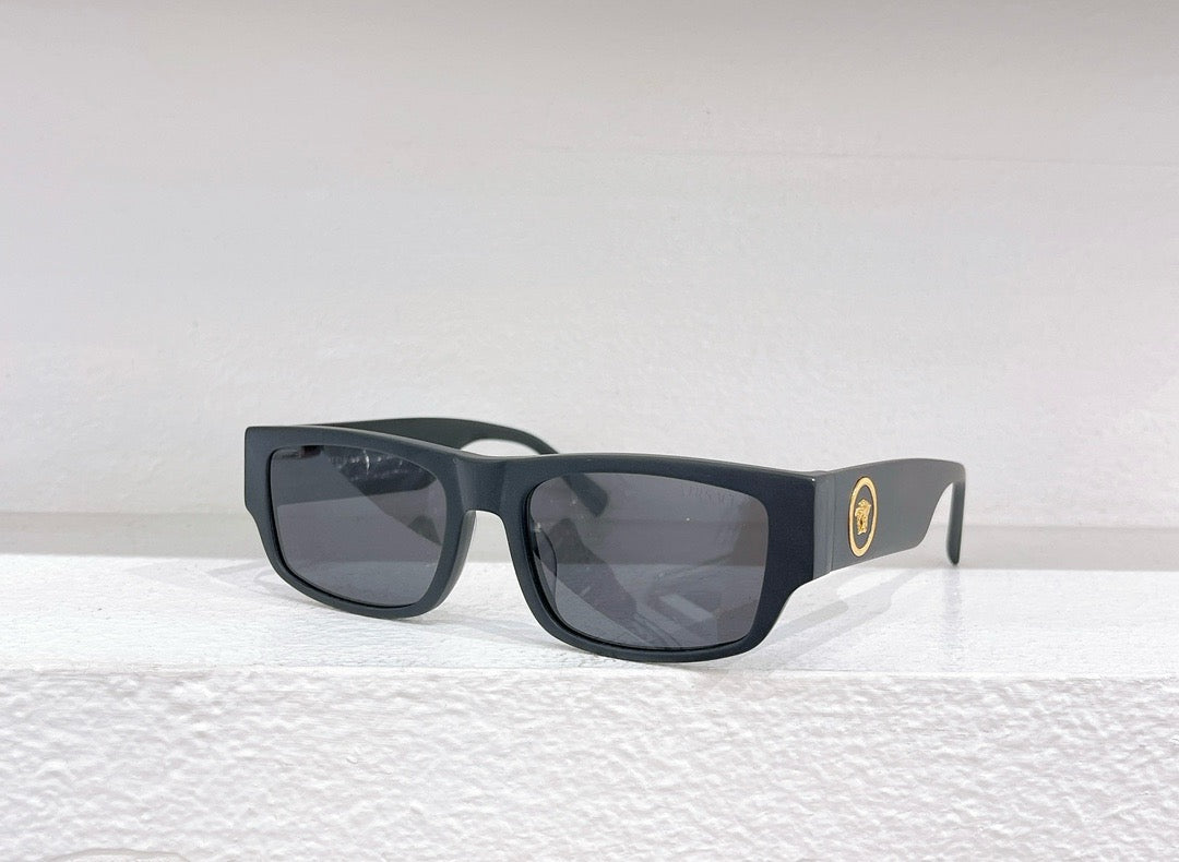 Schwarze, braune und graue Sonnenbrille