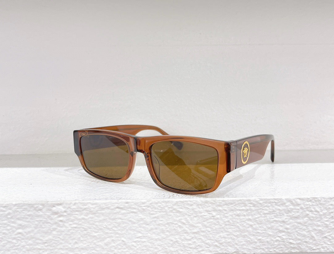 Schwarze, braune und graue Sonnenbrille