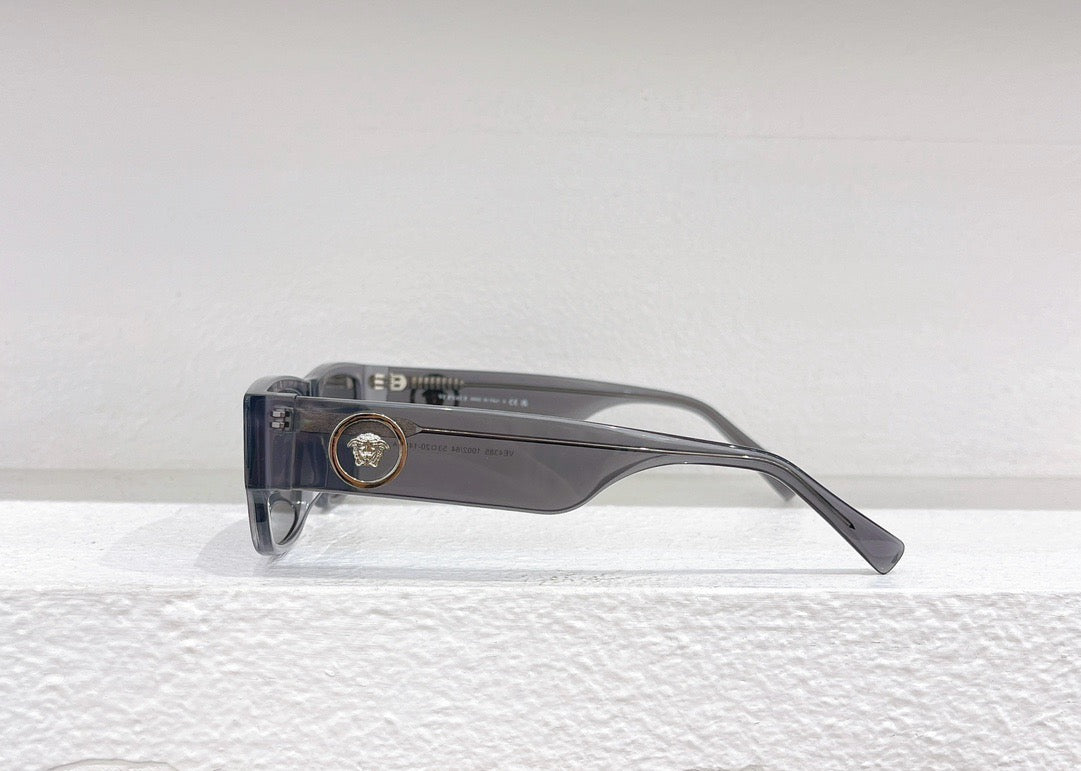 Schwarze, braune und graue Sonnenbrille