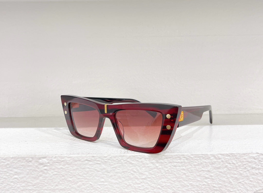 Schwarz-weiße Sonnenbrille