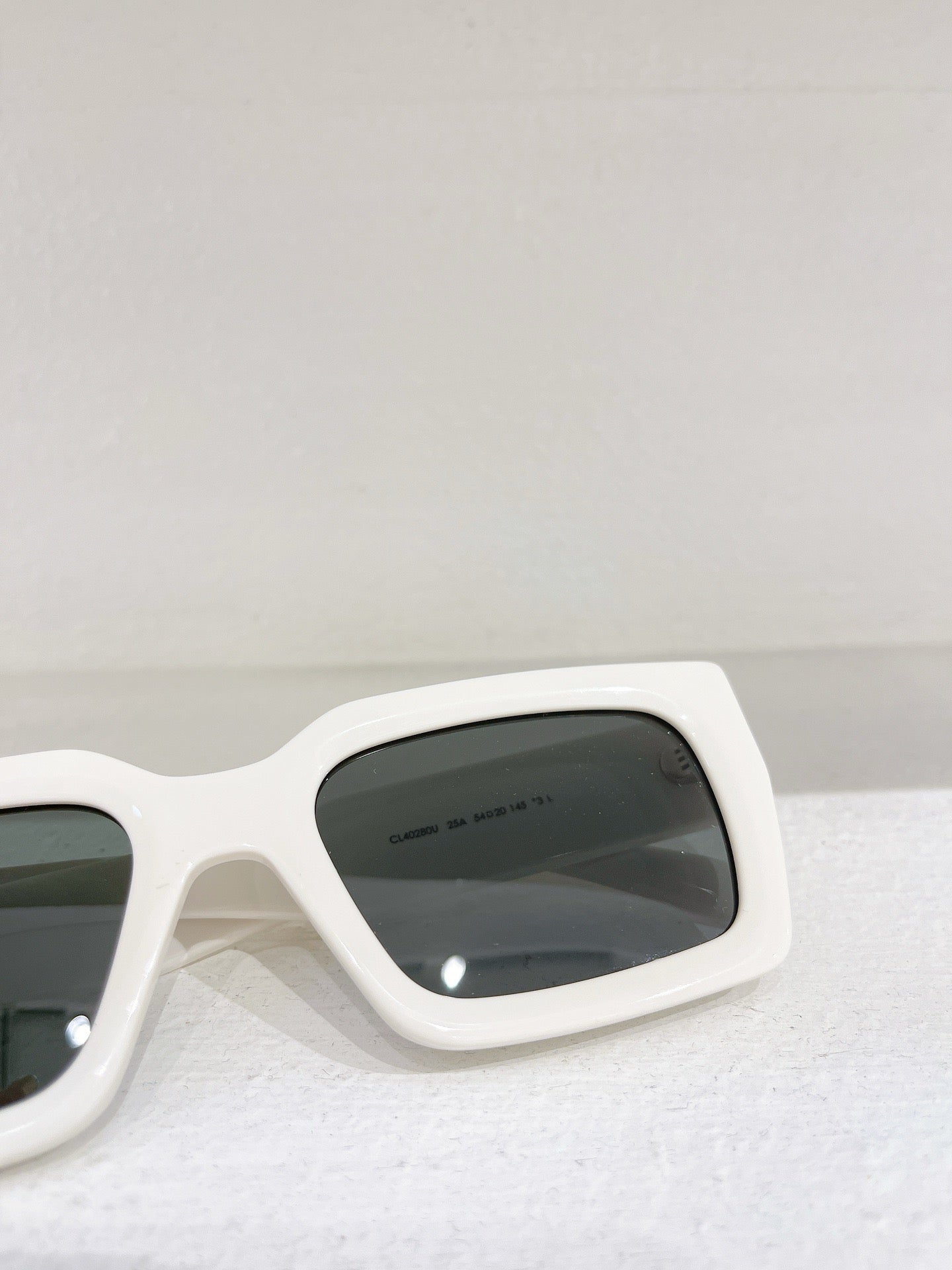 Sky blue,Black and White Sunglass - FashionHype.xyz