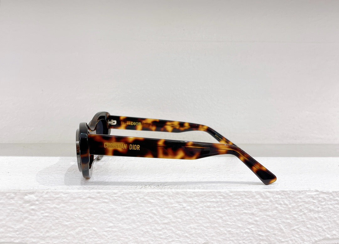 Black and White  Sunglass - FashionHype.xyz