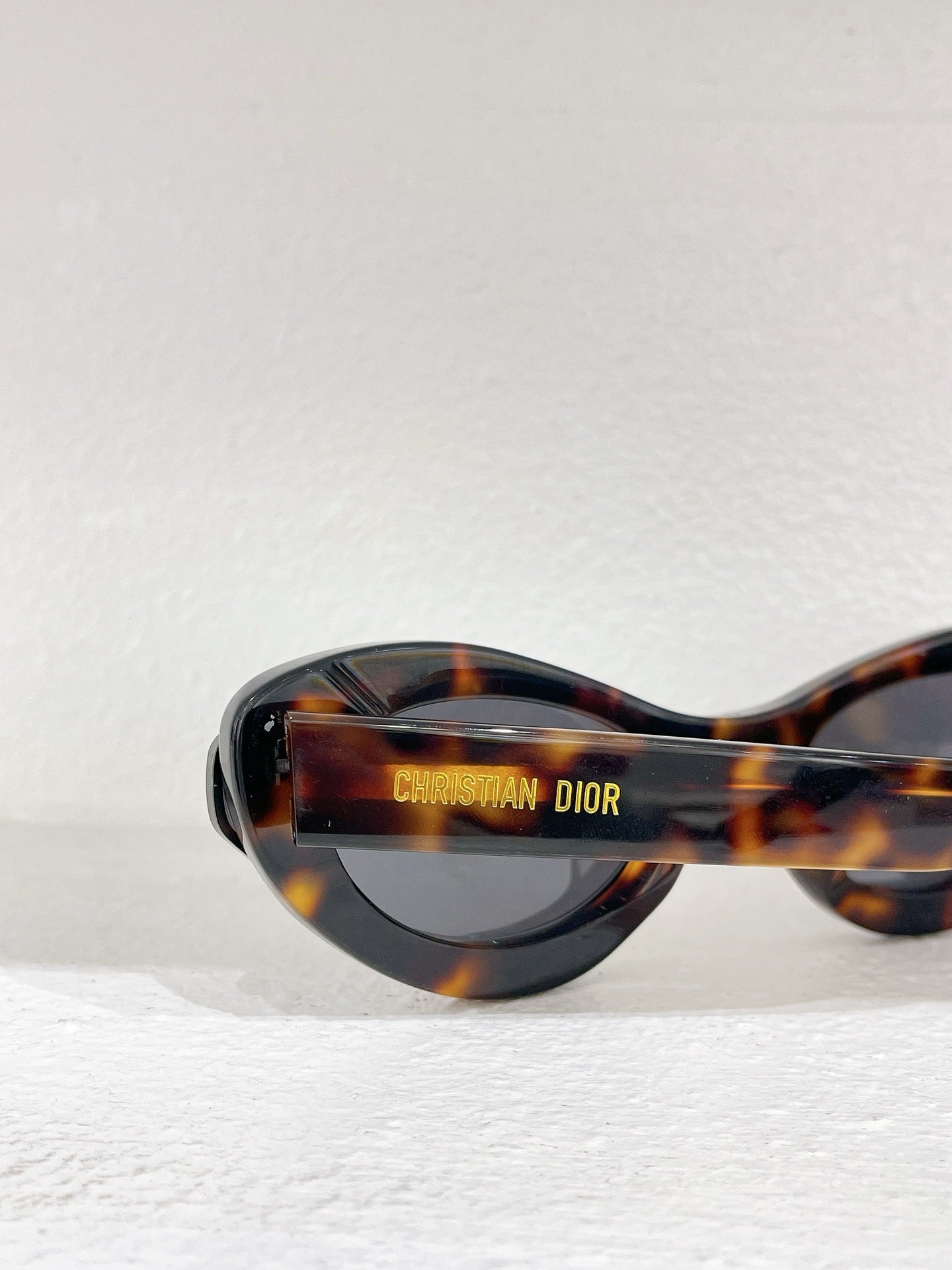 Black and White  Sunglass - FashionHype.xyz