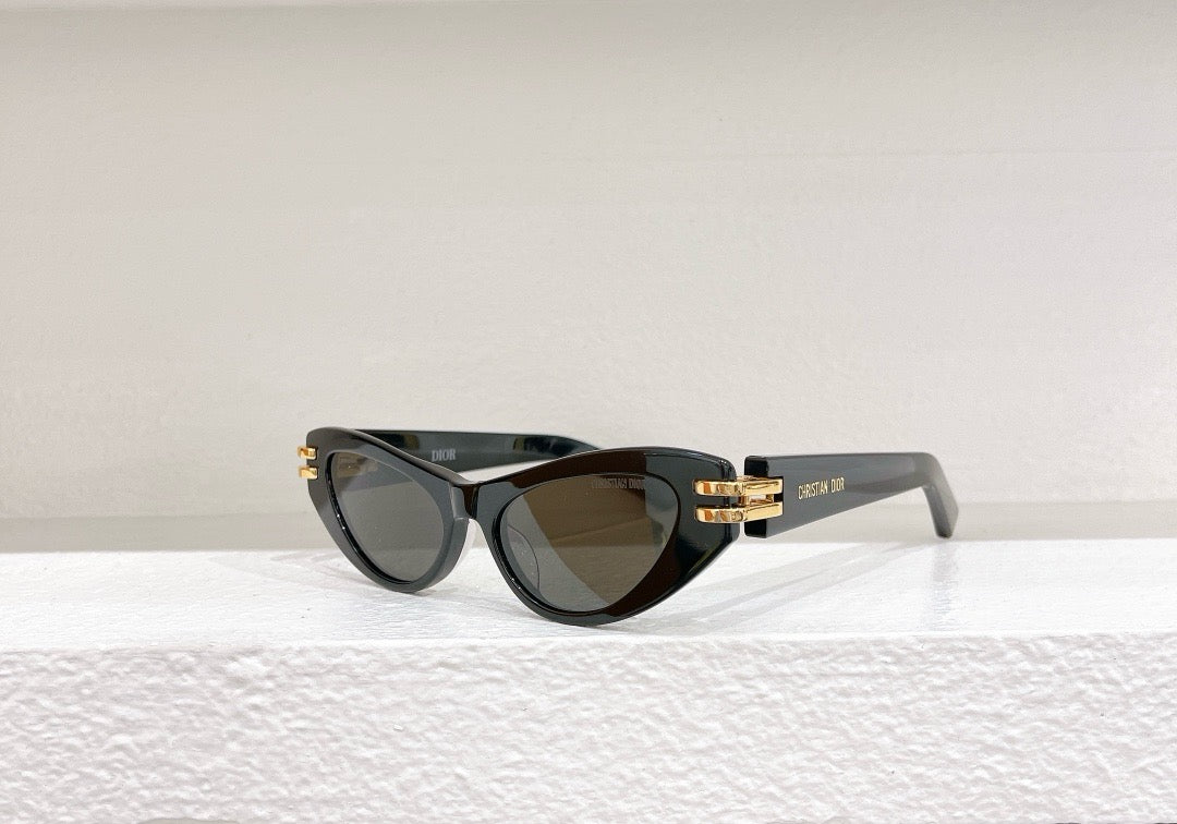 Gold,Blue,Black and White Sunglass - FashionHype.xyz