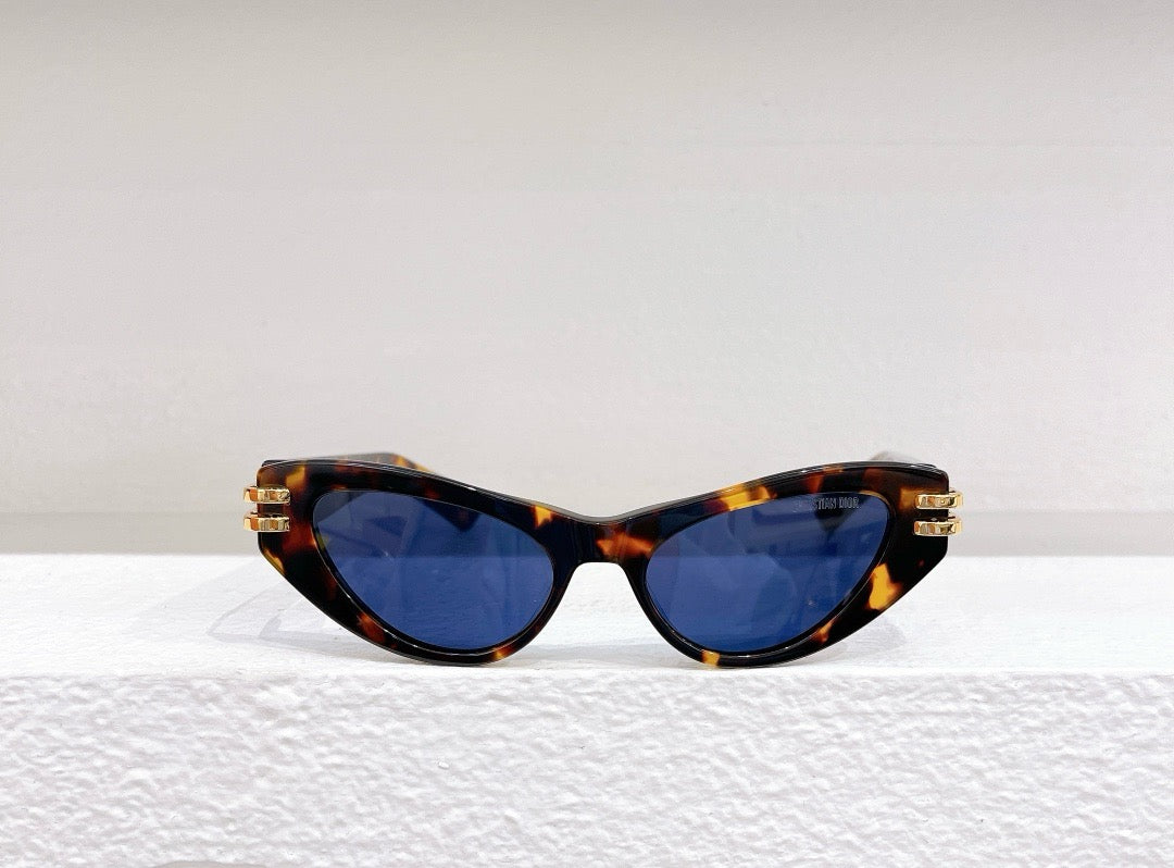 Gold,Blue,Black and White Sunglass - FashionHype.xyz