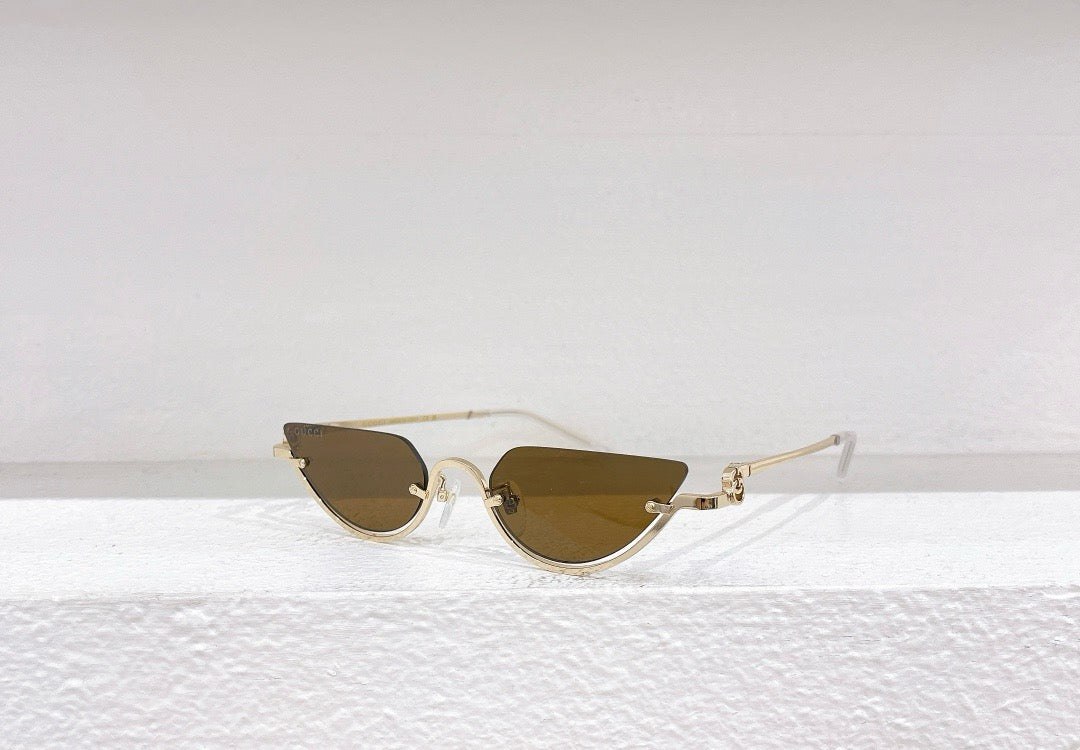 Schwarze, braune und gelbe Sonnenbrille
