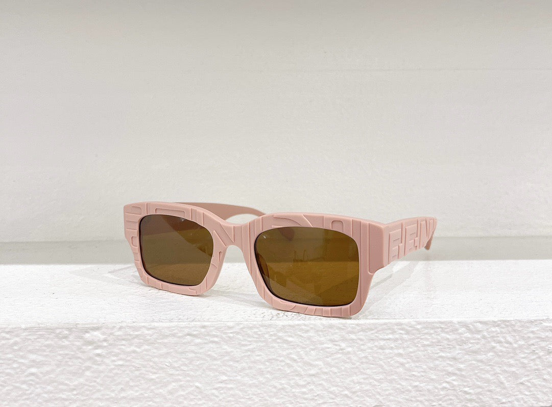 Rosa, weiße und schwarze Sonnenbrille
