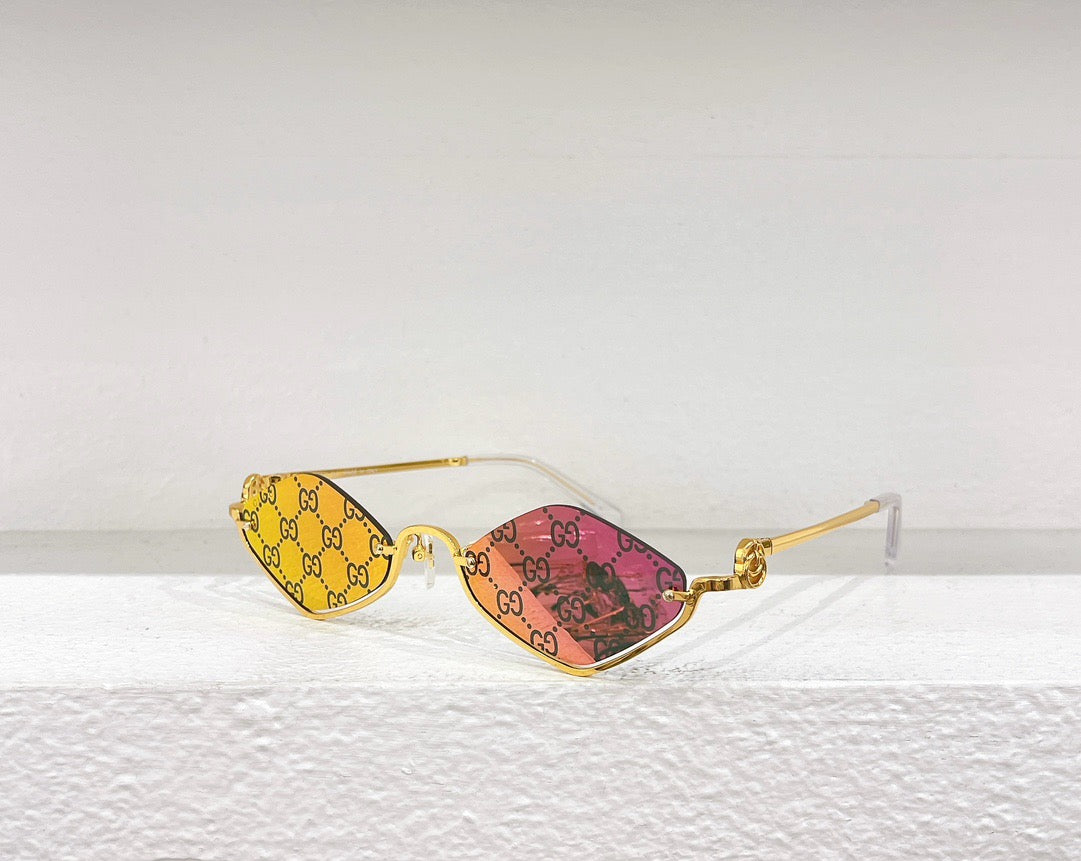 Gafas de sol negras, rosas y marrones