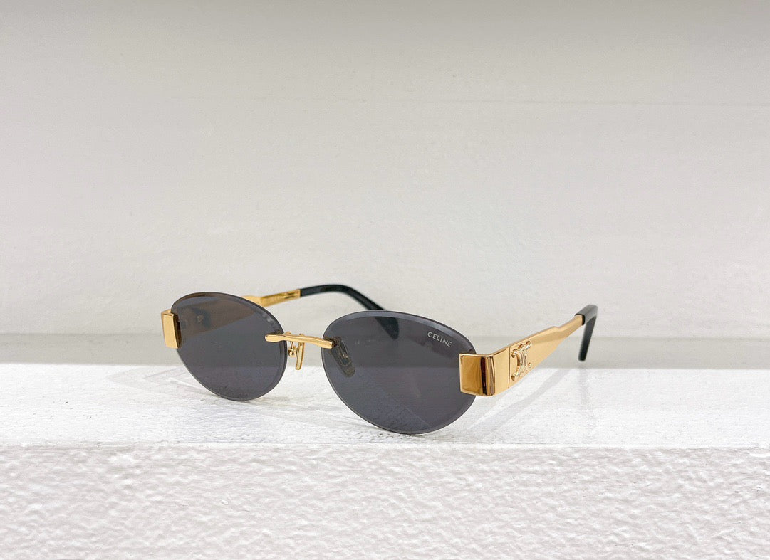 Schwarze, braune und rosa Sonnenbrille