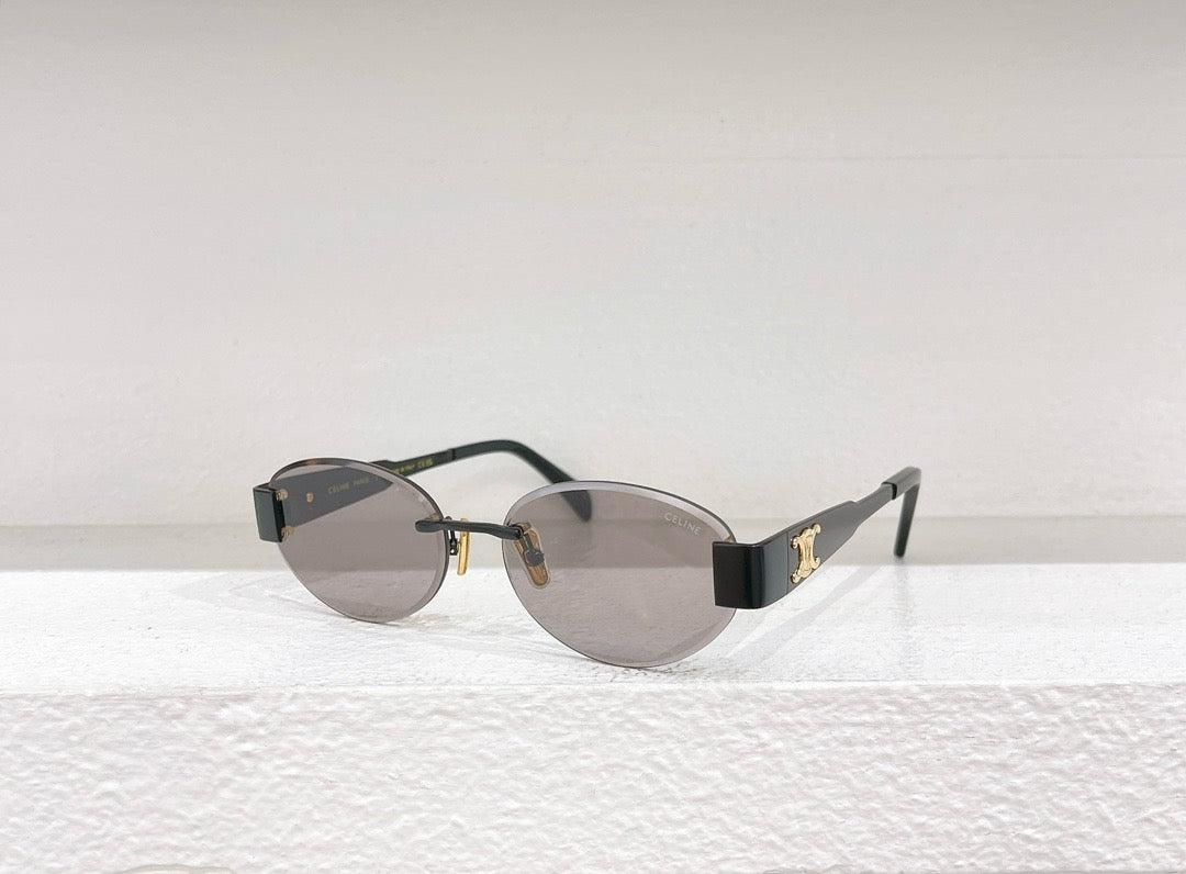 Schwarze, braune und rosa Sonnenbrille